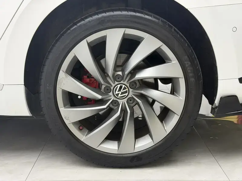 2019 Volkswagen Passat CC с пробегом 89 000 км