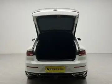 2019 Volkswagen Passat CC с пробегом 89 000 км
