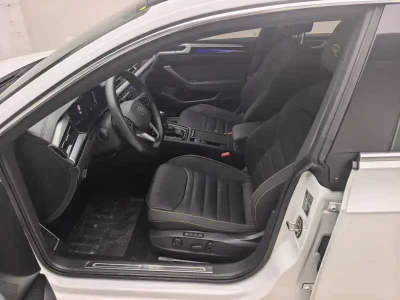 2023 Volkswagen Passat CC с пробегом 17 000 км