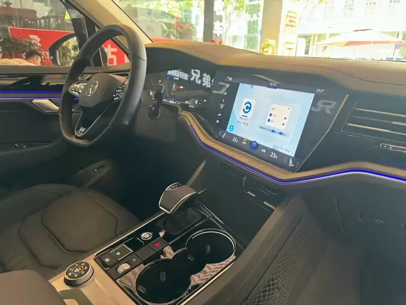 2019 Volkswagen Touareg с пробегом 106 000 км