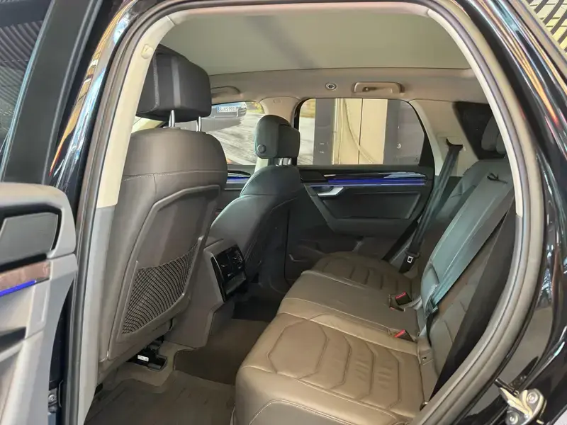 2019 Volkswagen Touareg с пробегом 106 000 км