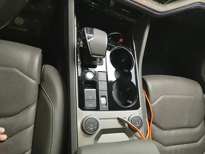 2020 Volkswagen Touareg с пробегом 57 700 км