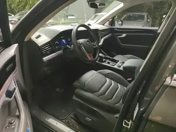2020 Volkswagen Touareg с пробегом 57 700 км