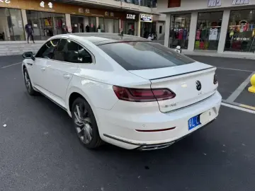 2024 Volkswagen Passat CC с пробегом 21 000 км