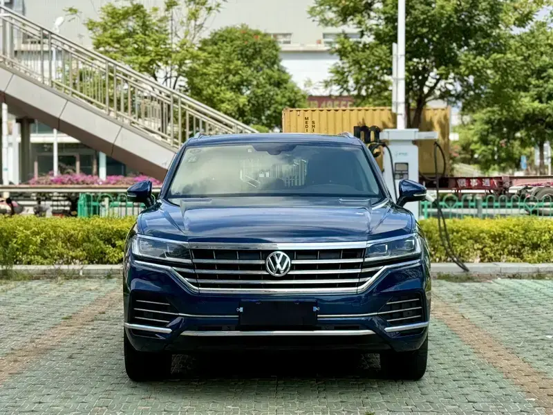 2019 Volkswagen Touareg с пробегом 189 000 км