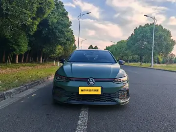 2021 Volkswagen Golf GTI с пробегом 47 000 км