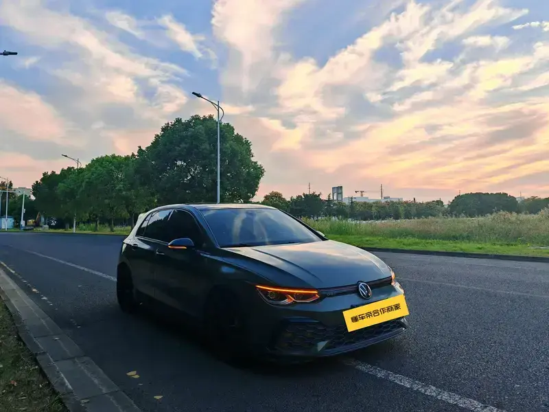2021 Volkswagen Golf GTI с пробегом 47 000 км