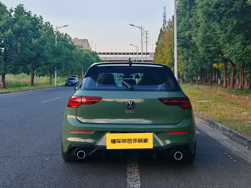 2021 Volkswagen Golf GTI с пробегом 47 000 км