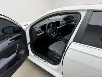 2024 Volkswagen Lavida с пробегом 56 100 км