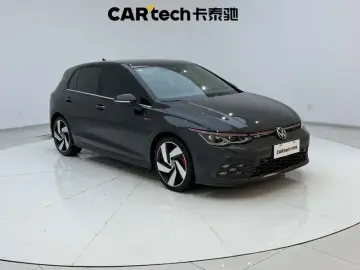 2021 Volkswagen Golf GTI с пробегом 72 000 км
