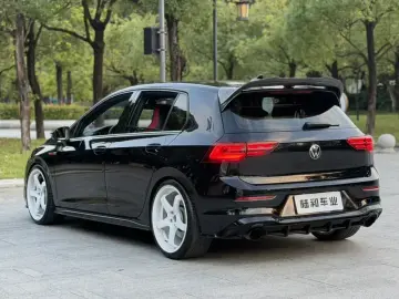 2021 Volkswagen Golf GTI с пробегом 60 000 км