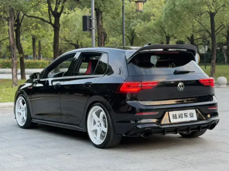 2021 Volkswagen Golf GTI с пробегом 60 000 км