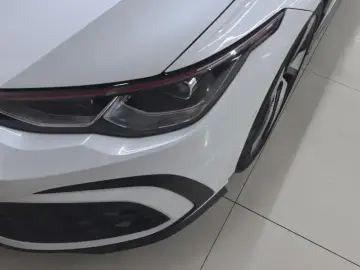 2021 Volkswagen Golf GTI с пробегом 38 000 км