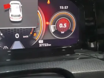 2021 Volkswagen Golf GTI с пробегом 38 000 км