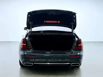 2022 Volvo S60 с пробегом 43 500 км
