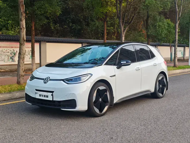 2022 Volkswagen ID.3 с пробегом 46 200 км