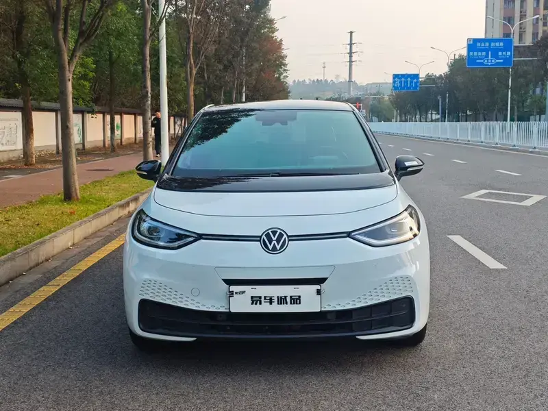 2022 Volkswagen ID.3 с пробегом 46 200 км