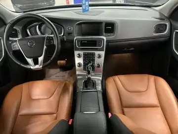 2019 Volvo S60 с пробегом 57 000 км