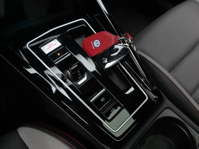 2024 Volkswagen Golf с пробегом 10 959 км