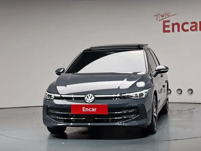 2026 Volkswagen Golf с пробегом 4 394 км
