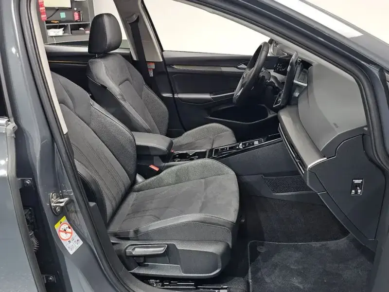 2026 Volkswagen Golf с пробегом 4 394 км
