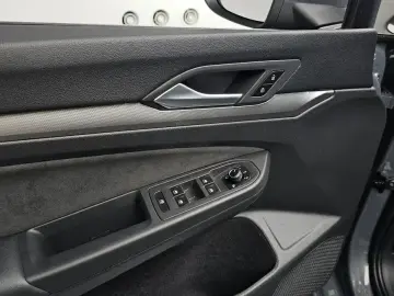 2026 Volkswagen Golf с пробегом 4 394 км