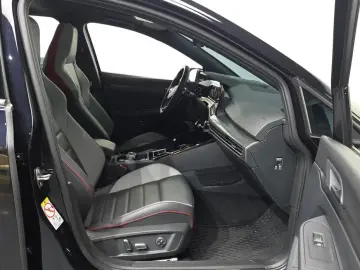 2022 Volkswagen Golf с пробегом 58 148 км