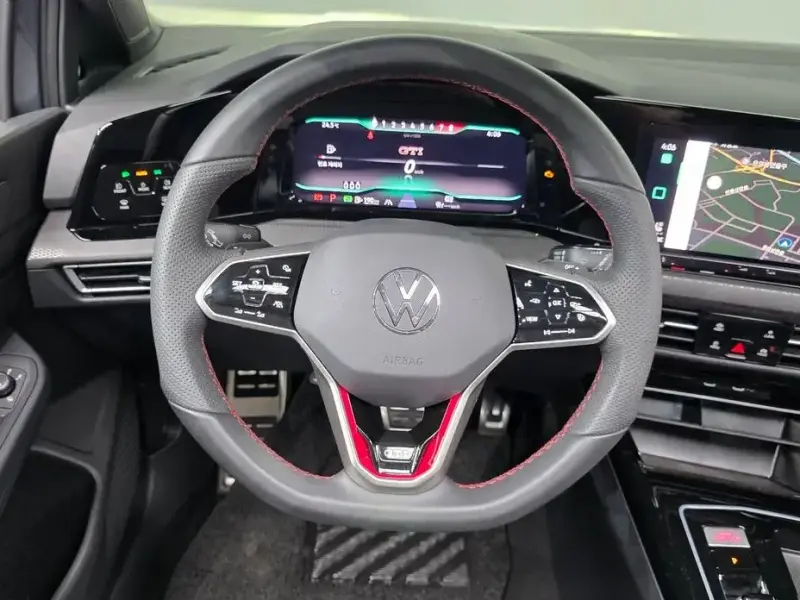 2024 Volkswagen Golf с пробегом 13 857 км