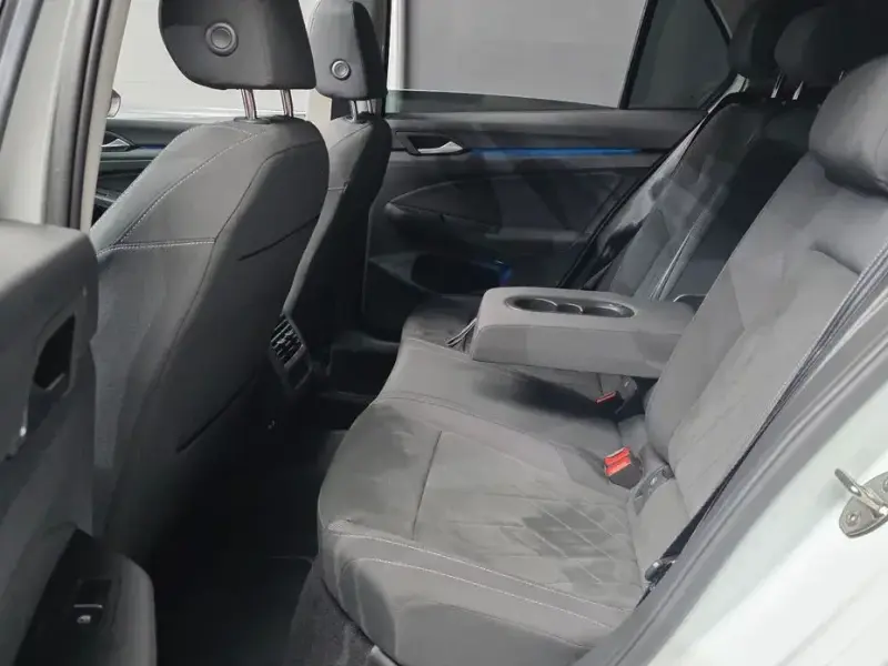 2022 Volkswagen Golf с пробегом 39 022 км