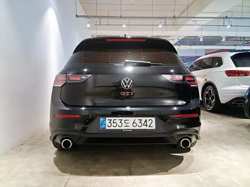 2025 Volkswagen Golf с пробегом 13 819 км