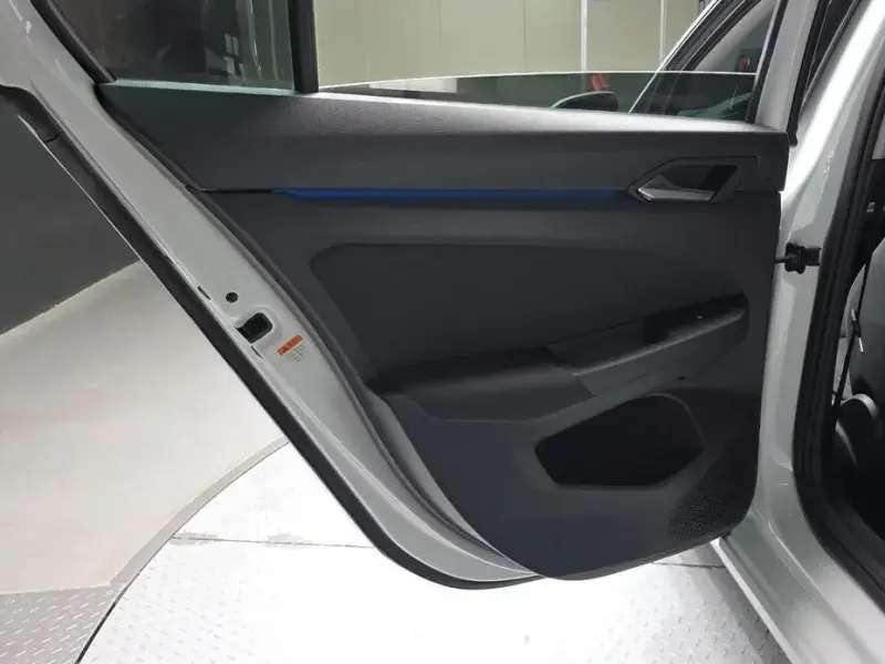 2022 Volkswagen Golf с пробегом 39 022 км