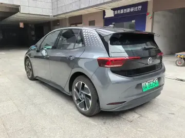 2024 Volkswagen ID.3 с пробегом 80 000 км