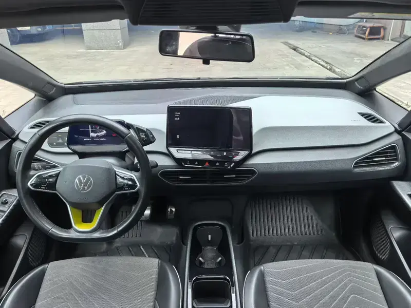 2024 Volkswagen ID.3 с пробегом 80 000 км
