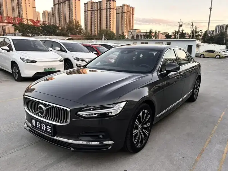 2021 Volvo S90 с пробегом 78 000 км