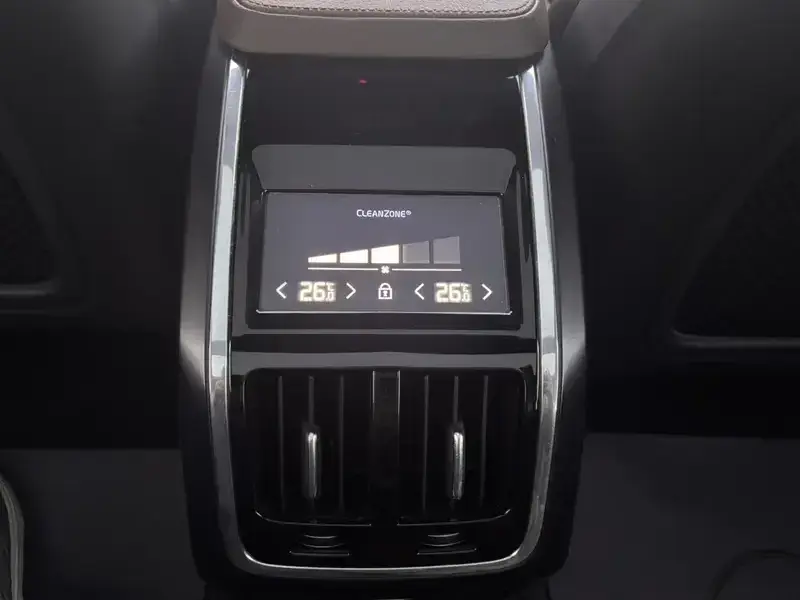 2021 Volvo S90 с пробегом 78 000 км