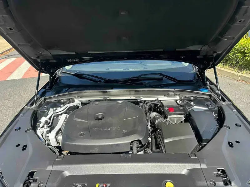 2020 Volvo S90 с пробегом 92 300 км