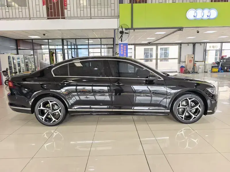 2026 Volkswagen Magotan с пробегом 7 100 км