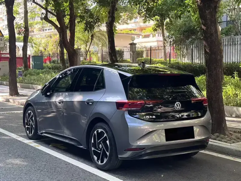 2024 Volkswagen ID.3 с пробегом 50 000 км