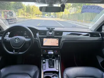 2019 Volkswagen Phideon с пробегом 60 000 км