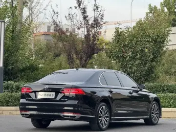 2021 Volkswagen Phideon с пробегом 140 000 км
