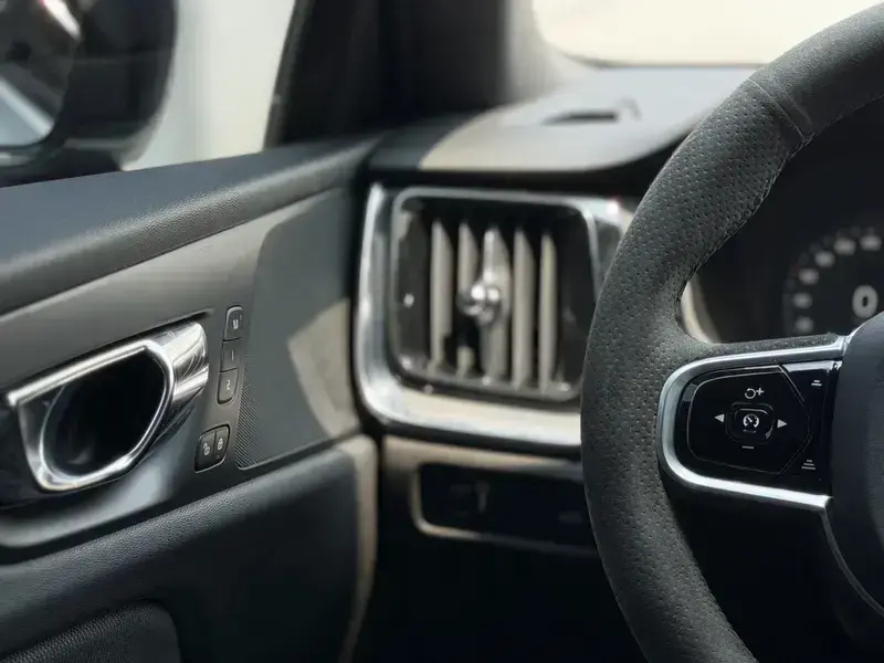 2020 Volvo V60 с пробегом 110 000 км