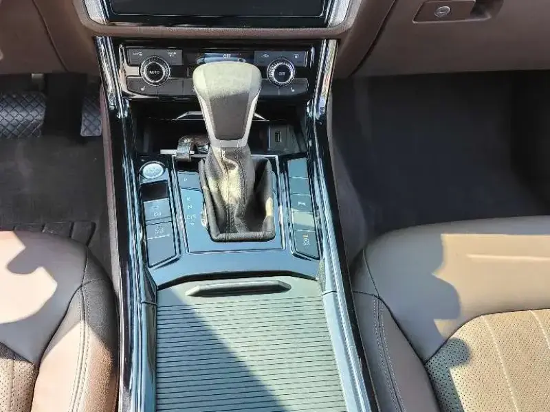 2021 Volkswagen Phideon с пробегом 104 000 км