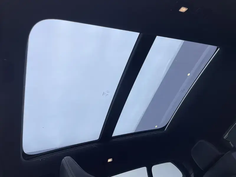 2024 Volvo XC40 с пробегом 52 200 км