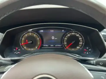 2021 Volkswagen Phideon с пробегом 119 000 км
