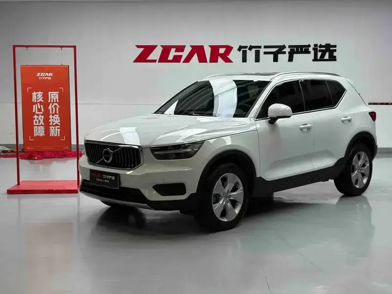 2021 Volvo XC40 с пробегом 64 500 км