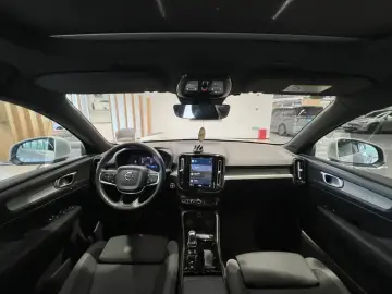 2024 Volvo XC40 с пробегом 87 200 км