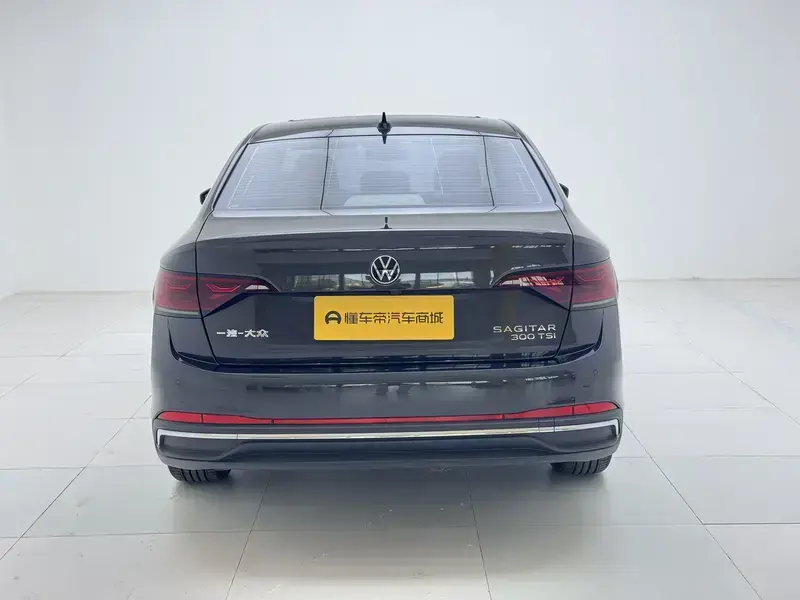 2026 Volkswagen Sagitar с пробегом 2 900 км