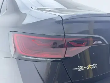 2026 Volkswagen Sagitar с пробегом 2 900 км