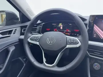 2026 Volkswagen Sagitar с пробегом 2 900 км