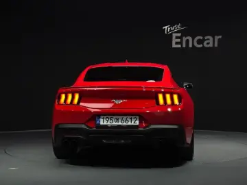 2025 Ford Mustang с пробегом 6 075 км